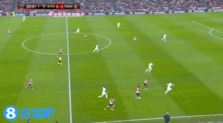 NBA勇士与篮网展开季后赛激烈对决