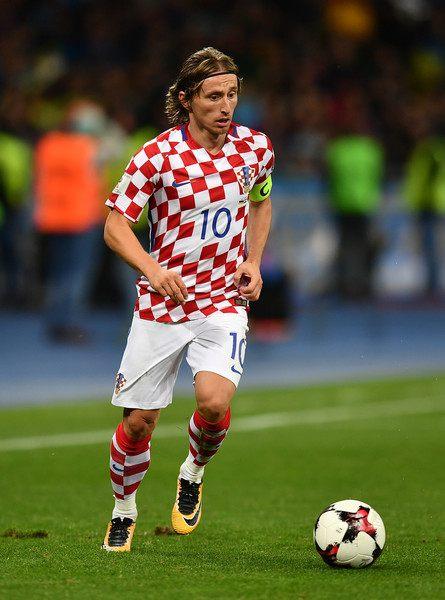 杨乐乐带儿子参加马术比赛！显疲惫汪涵又缺席，11岁沐沐有点紧张