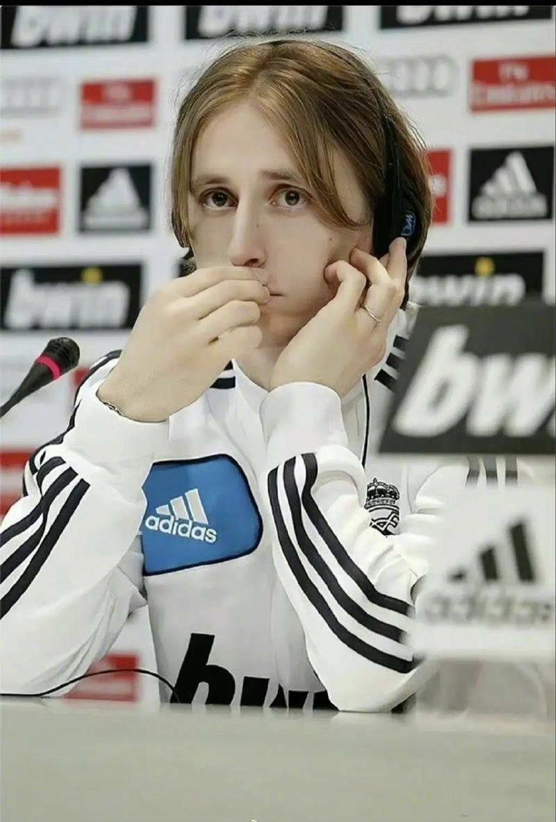 斯基拉：马竞有意埃德松，球员与亚特兰大尚未达成续约协议