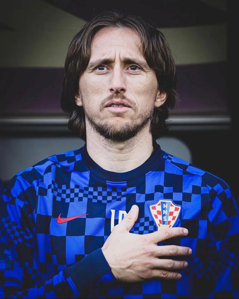 邵佳一执掌国足3把火：体能、纪律、数据，混日子球员的好日子到头了！