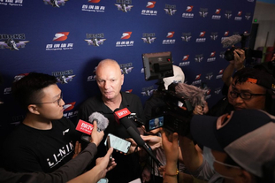 东体：U16国少需找强队热身完善体系；留洋兵团表现证明价值